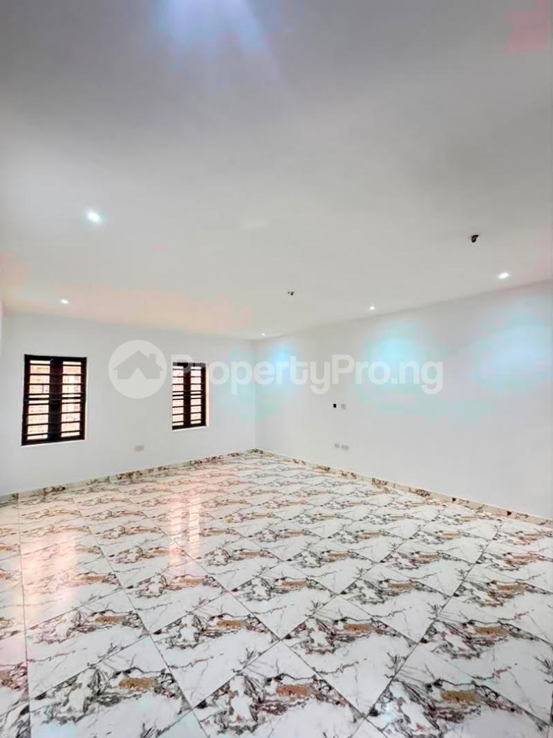 2 bedroom Flat / Apartment for sale Surulere Lagos