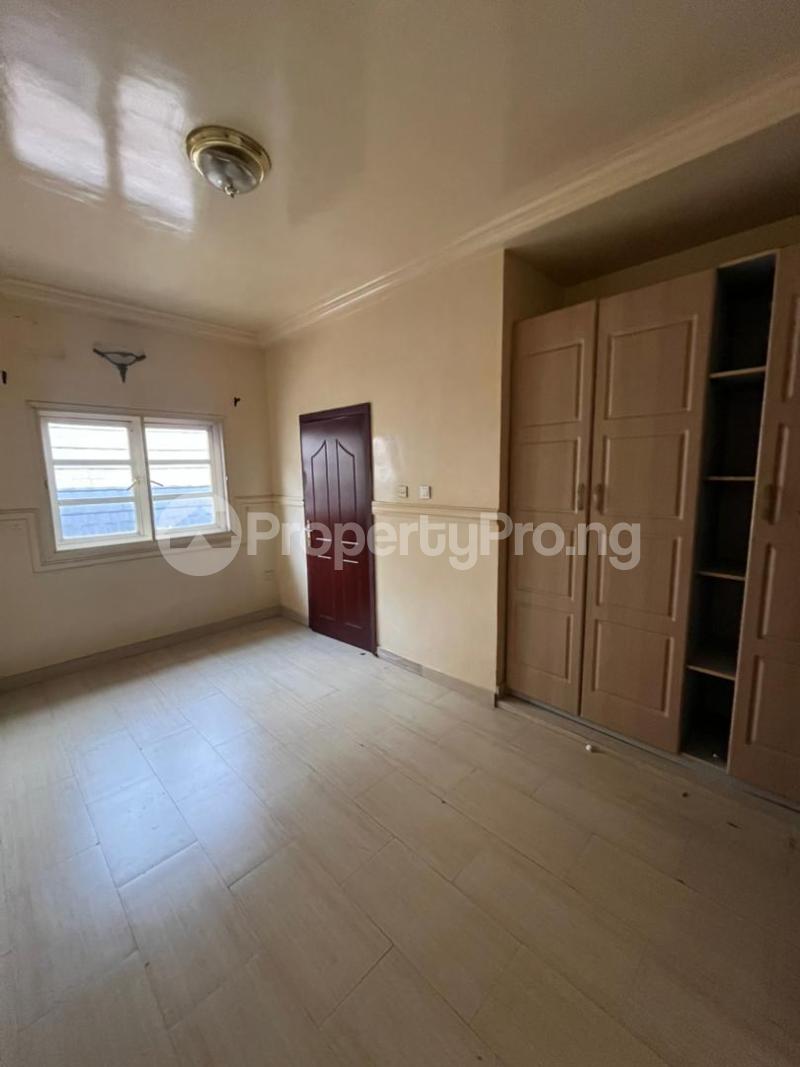 3 bedroom Flat / Apartment for rent Estate Osapa london Lekki Lagos - 0