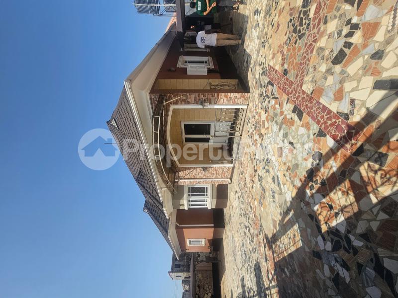 3 bedroom House for rent Along Von Garden Estate Road Lugbe Abuja