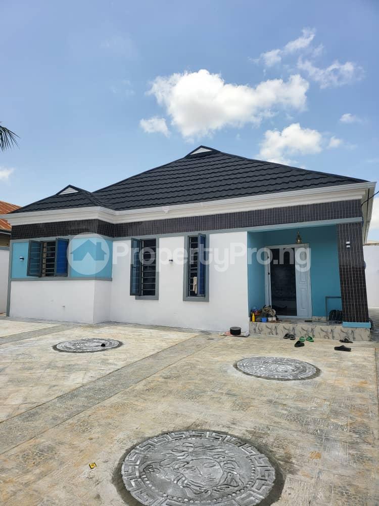 3 bedroom House for sale Remi Olofa Elebu Off Akala Express Ibadan Oyo