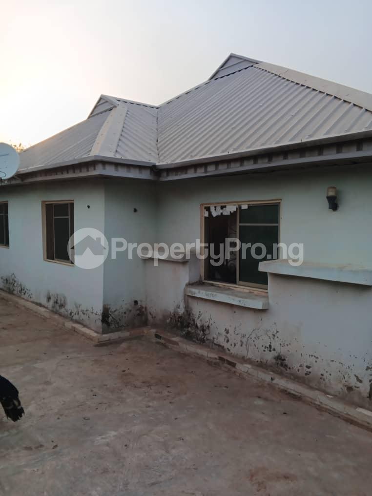 3 bedroom House for sale Bola Estate, Jankata Road Off Akala Express Ibadan Akala Express Ibadan Oyo