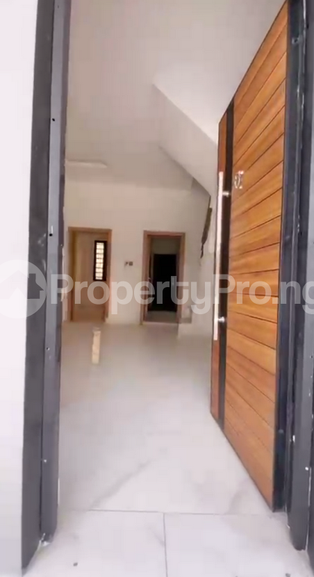 3 bedroom House for rent Abraham Adesanya,general Paint Ajah Lagos