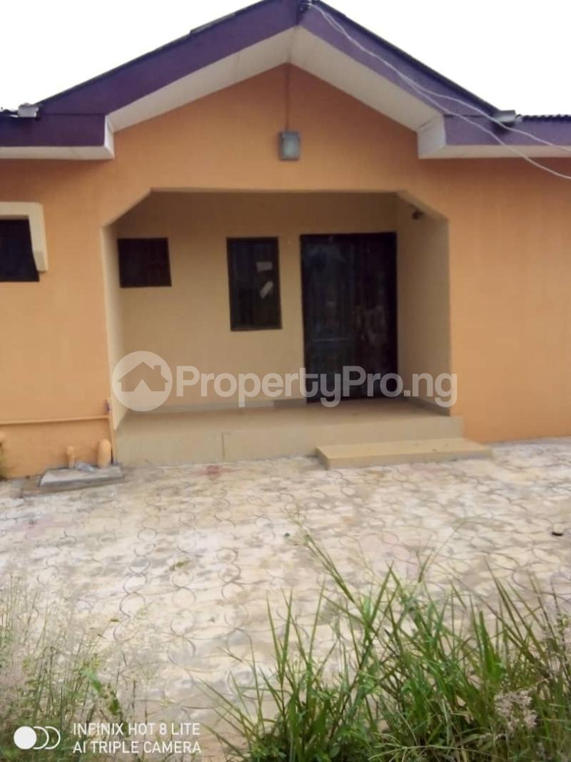 3 bedroom Flat / Apartment for sale Iseyfun, Ayobo Ipaja Lagos