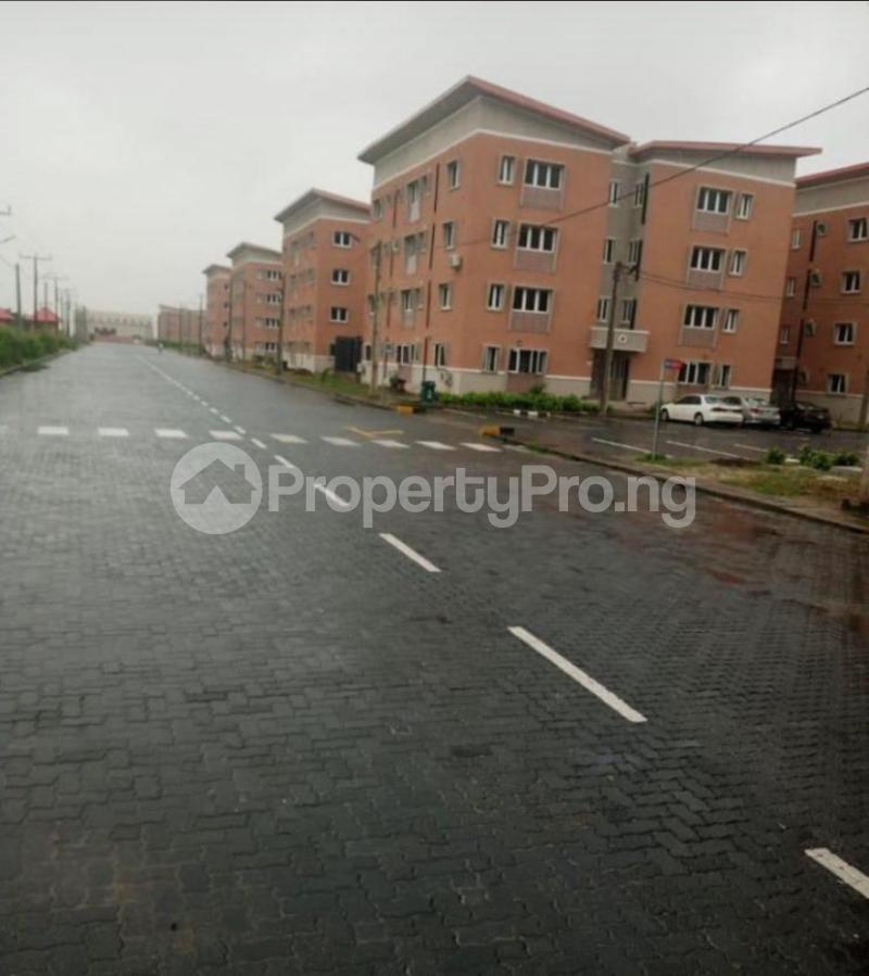 3 bedroom Flat / Apartment for sale Fashola Estate, Ibeshe Ikorodu Lagos