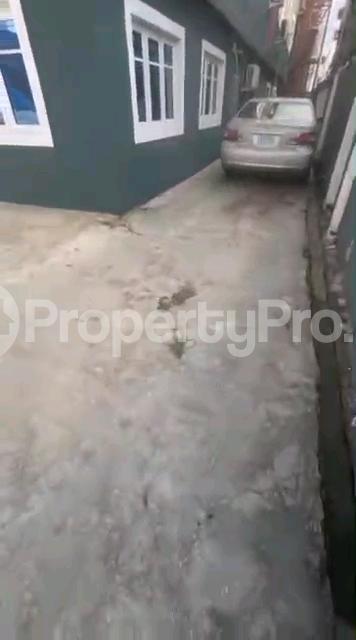 3 bedroom House for rent Off Pedro Road Shomolu Lagos Shomolu Lagos