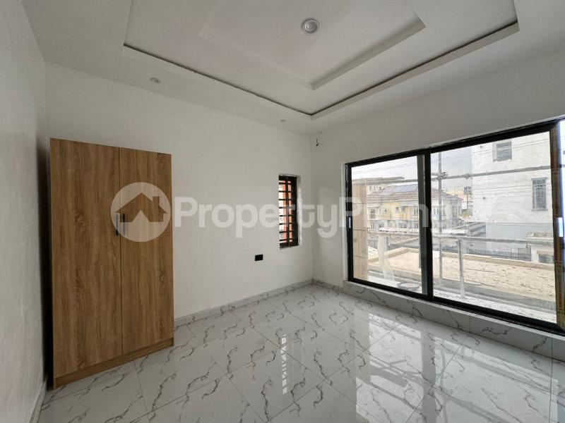 3 bedroom House for rent Ologolo Lekki Lagos