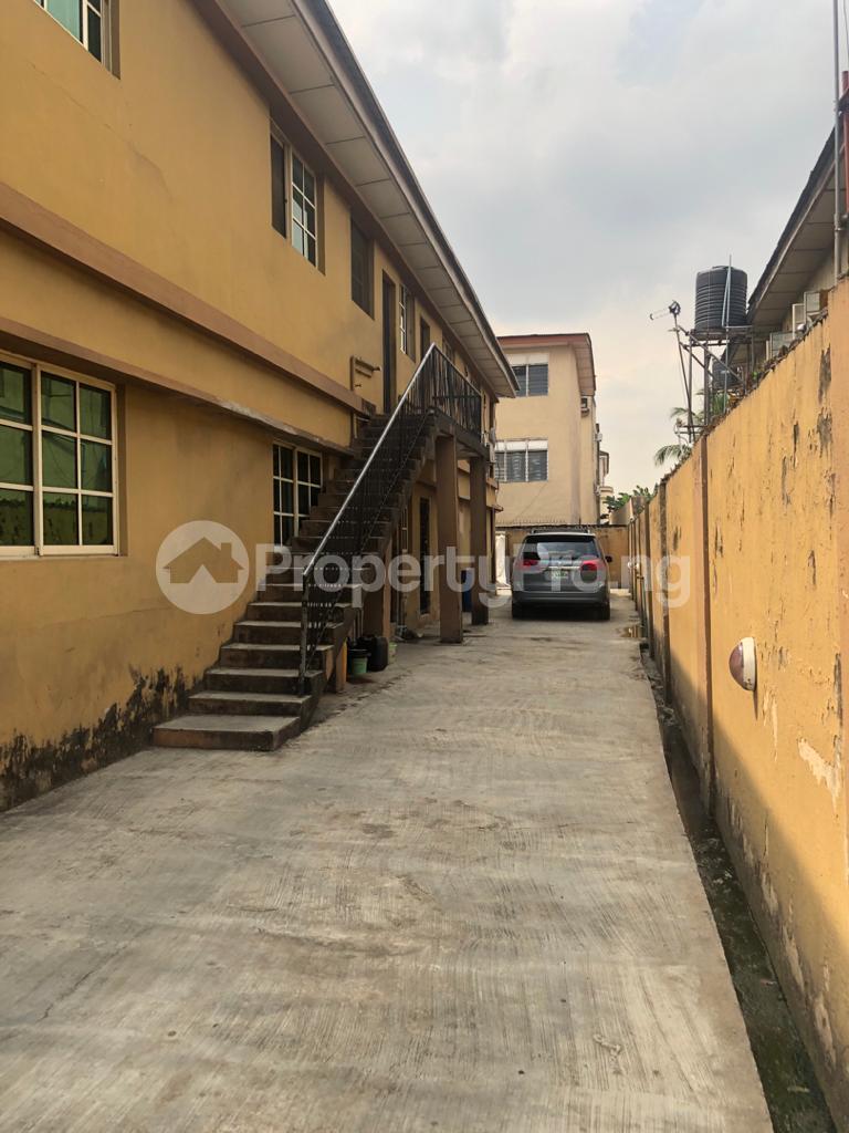3 bedroom Flat / Apartment for rent Yaba, Lagos. Yaba Lagos