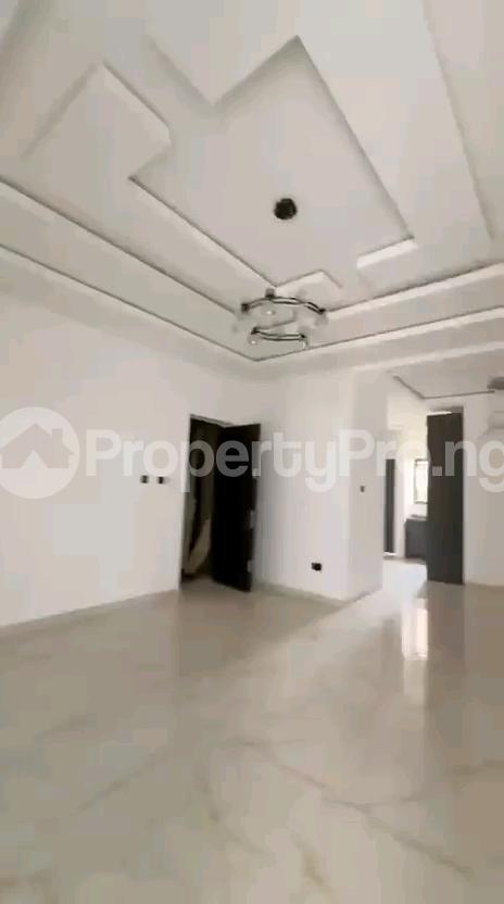 3 bedroom Flat / Apartment for rent Surulere Lagos