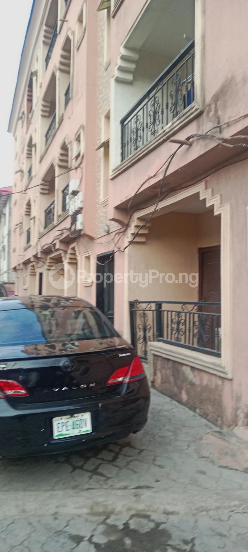 3 bedroom Flat / Apartment for rent Ago Palace Way Ago palace Okota Lagos