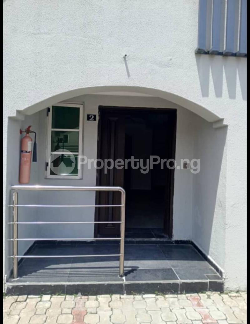 3 bedroom Flat / Apartment for rent Off Chief Collins Lekki Phase 1 Lekki Lagos