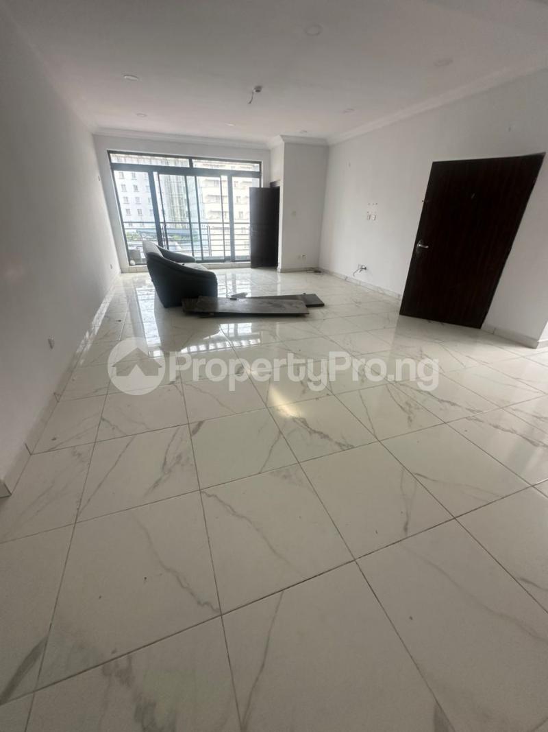 3 bedroom House for rent Fourpoint Area ONIRU Victoria Island Lagos