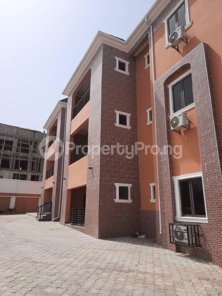 3 bedroom Flat / Apartment for rent Jahi Jahi Abuja