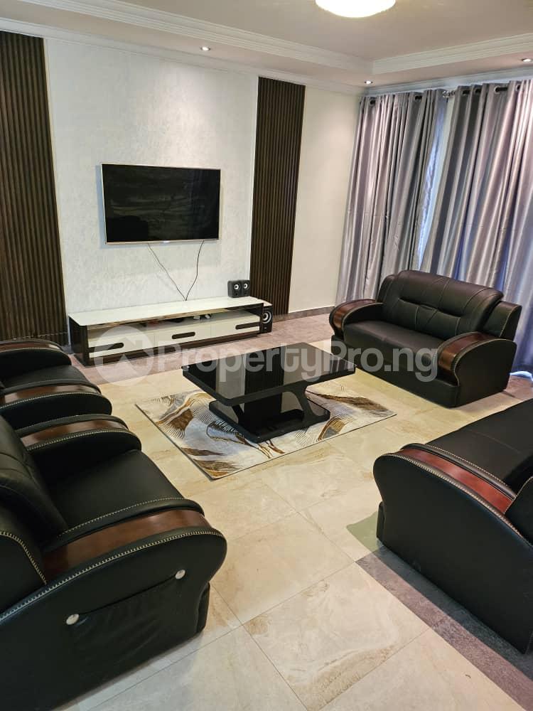 3 bedroom Flat / Apartment for rent ONIRU Victoria Island Lagos