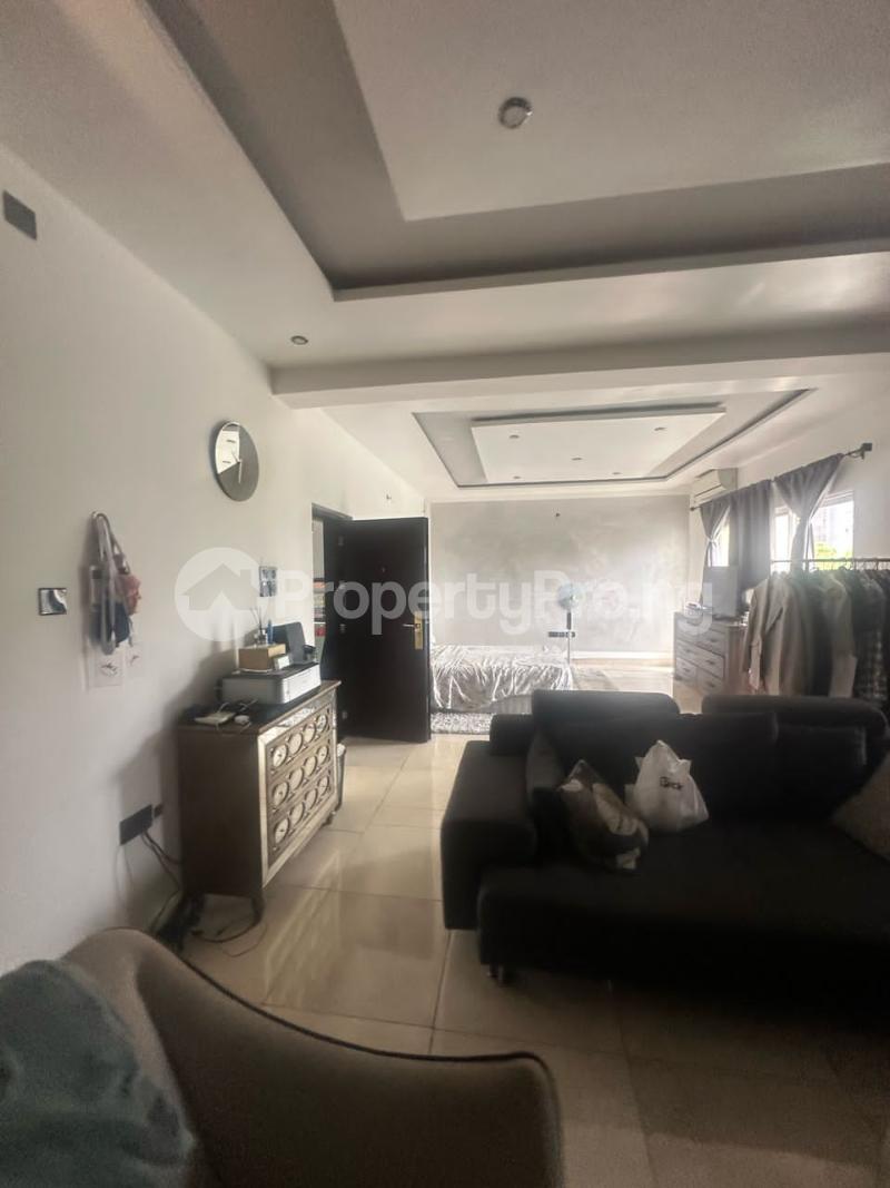 3 bedroom House for rent Dideolu Estate ONIRU Victoria Island Lagos