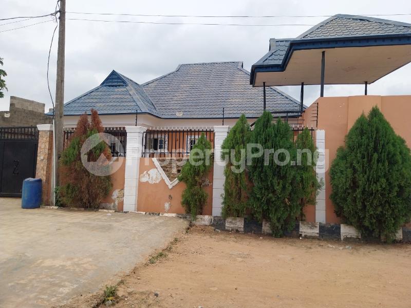 3 bedroom House for sale Ibasha Magboro Obafemi Owode Ogun