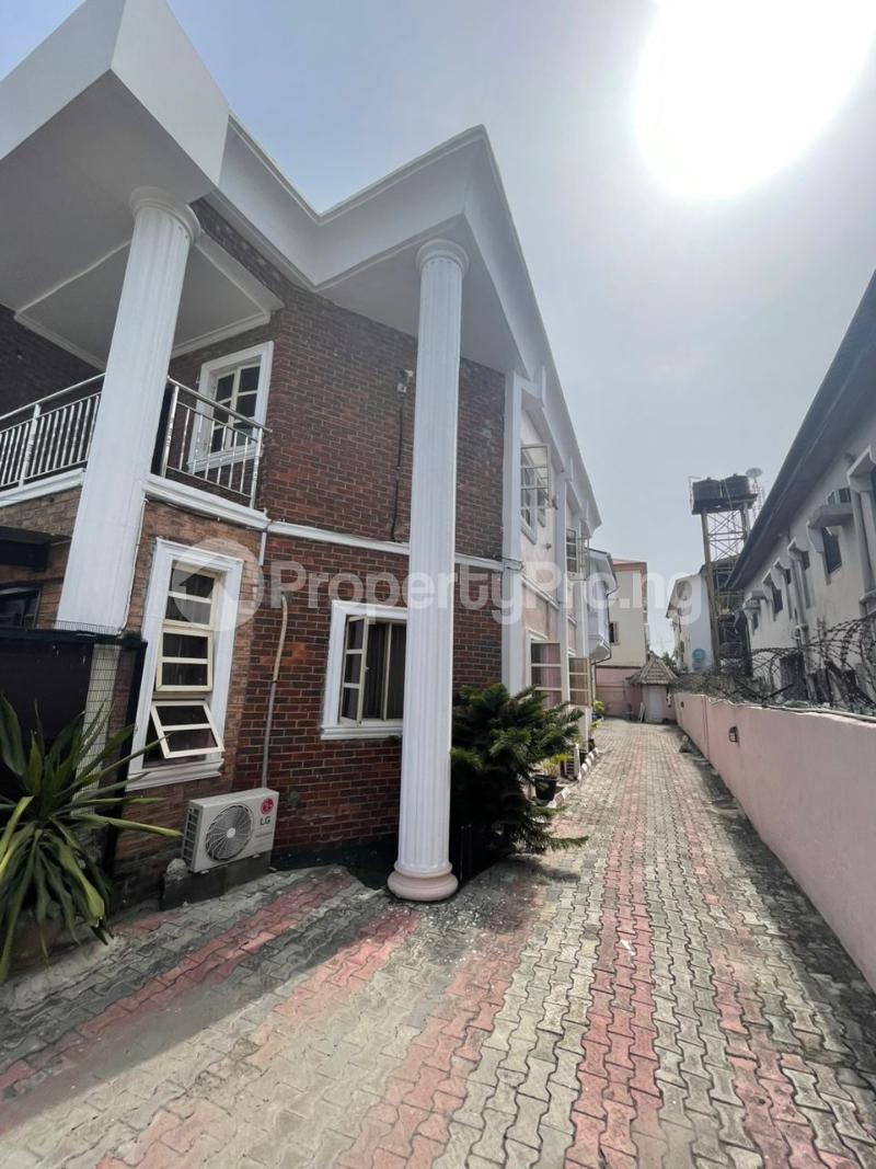 3 bedroom Flat / Apartment for rent Agungi Idado Lekki Lagos