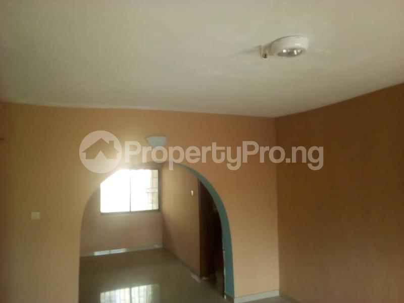 3 bedroom Flat / Apartment for rent   Oluyole Estate Ibadan Oyo