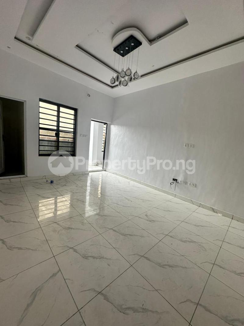 3 bedroom House for sale Surulere Lagos