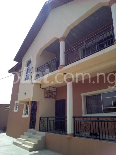 3 bedroom Flat / Apartment for rent Olukanmi Igando Ikotun/Igando Lagos