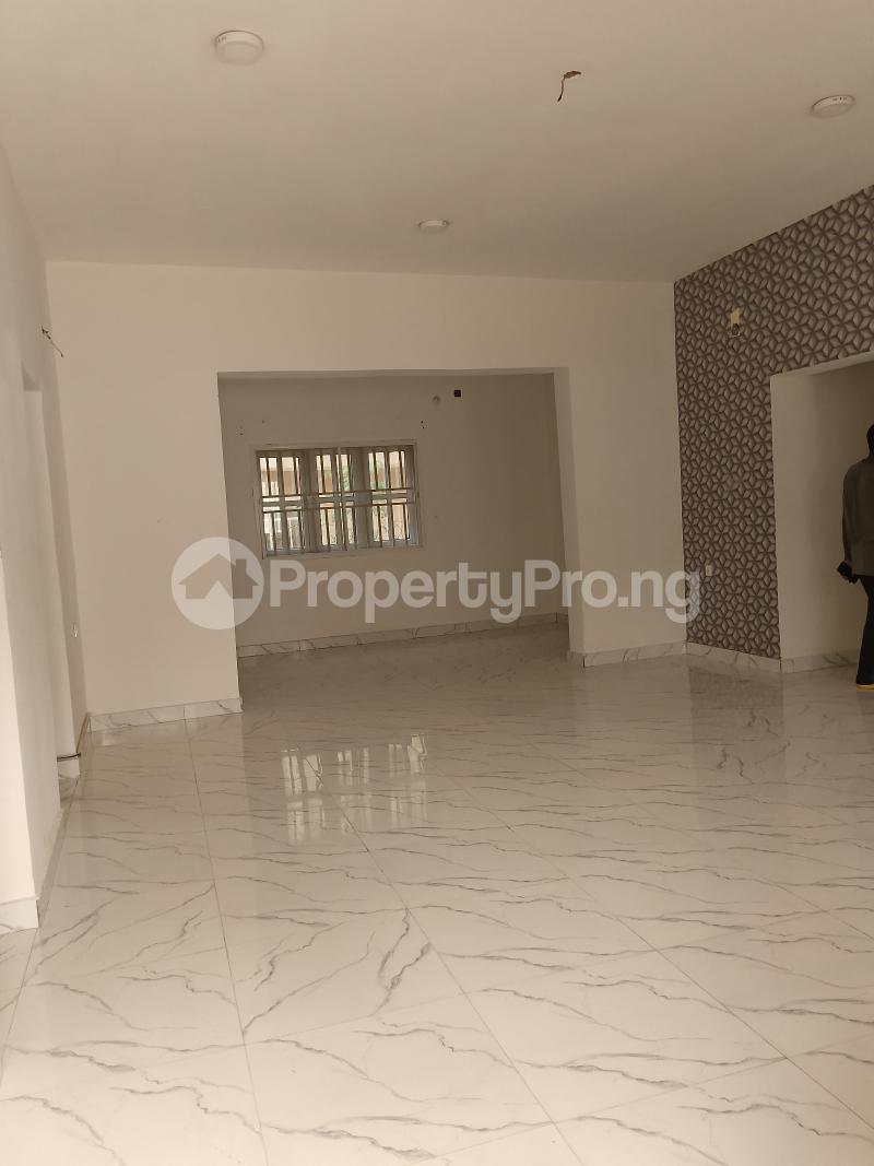 3 bedroom House for rent 5th Avenue Gwarinpa Abuja