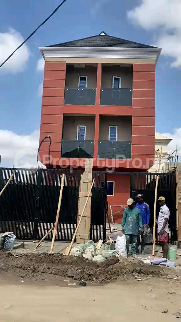 1 bedroom Flat / Apartment for rent Off Williams Street Gtb Bank Soluyi Gbagada Lagos