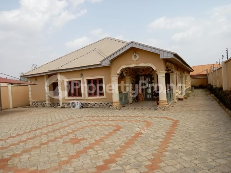 4 bedroom House for sale Akoto Estate, Elebu Oluyole Extension Akala Express Ibadan Oyo