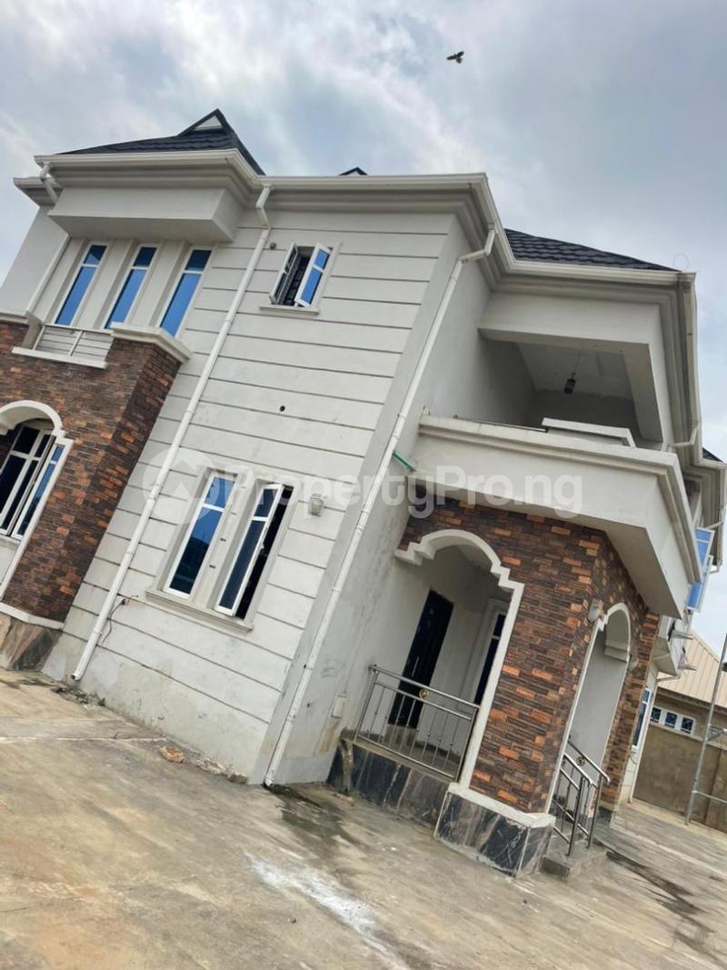4 bedroom House for rent Oke Ibukun Estate Elebu Akala Express Ibadan Oyo