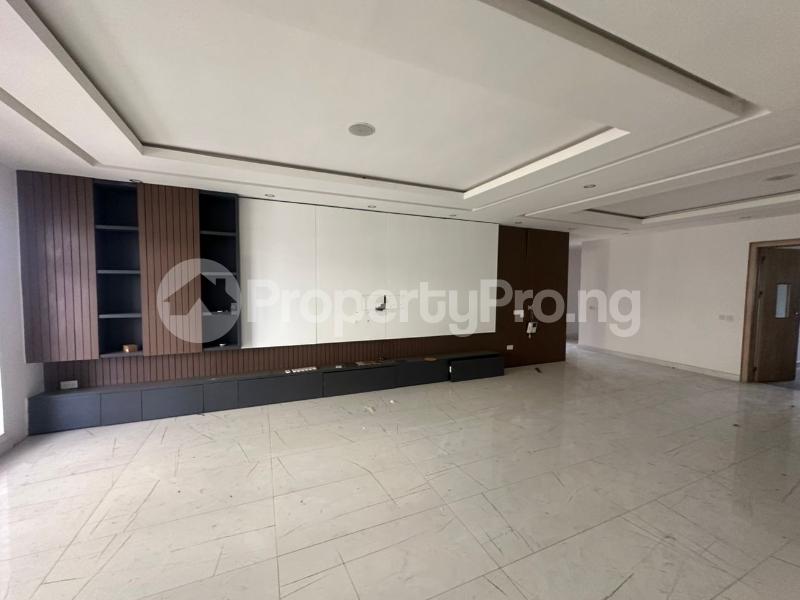 4 bedroom House for rent ONIRU Victoria Island Lagos