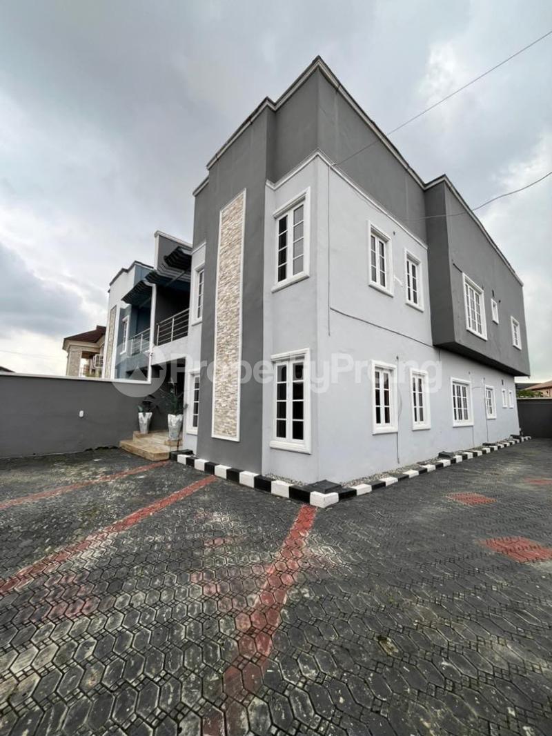 4 bedroom House for sale Mende Maryland Lagos