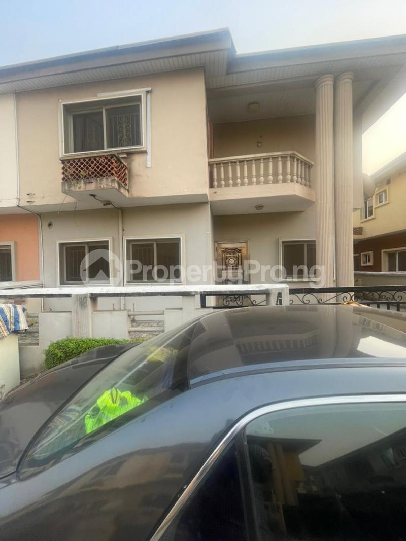 4 bedroom House for rent Dideolu Estate ONIRU Victoria Island Lagos