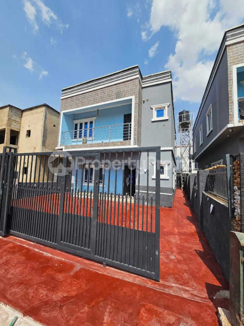 4 bedroom House for rent Along Von Garden Estate Road Lugbe Abuja
