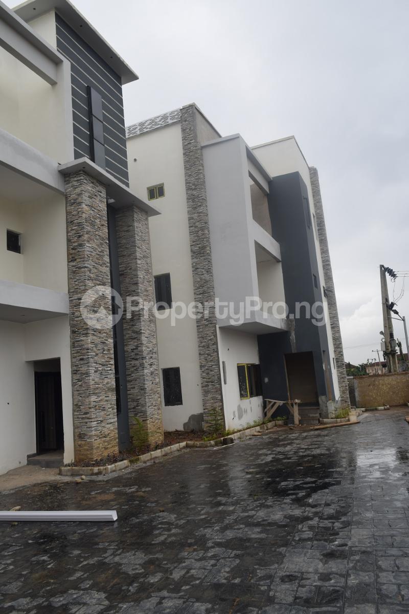 4 bedroom House for sale Guzape Abuja