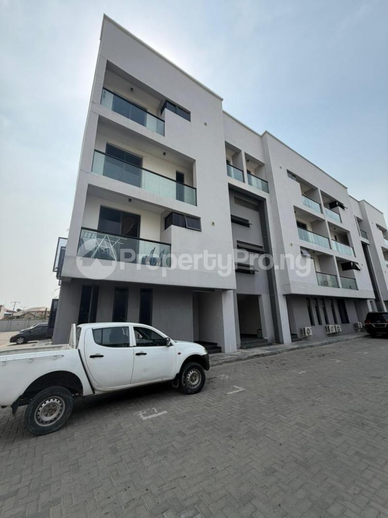 4 bedroom House for rent Ologolo Lekki Lagos