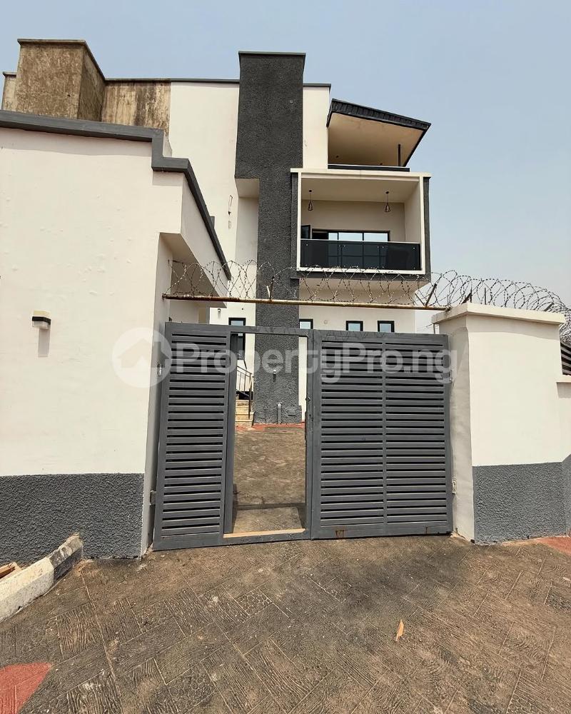 4 bedroom House for sale Life Camp Abuja