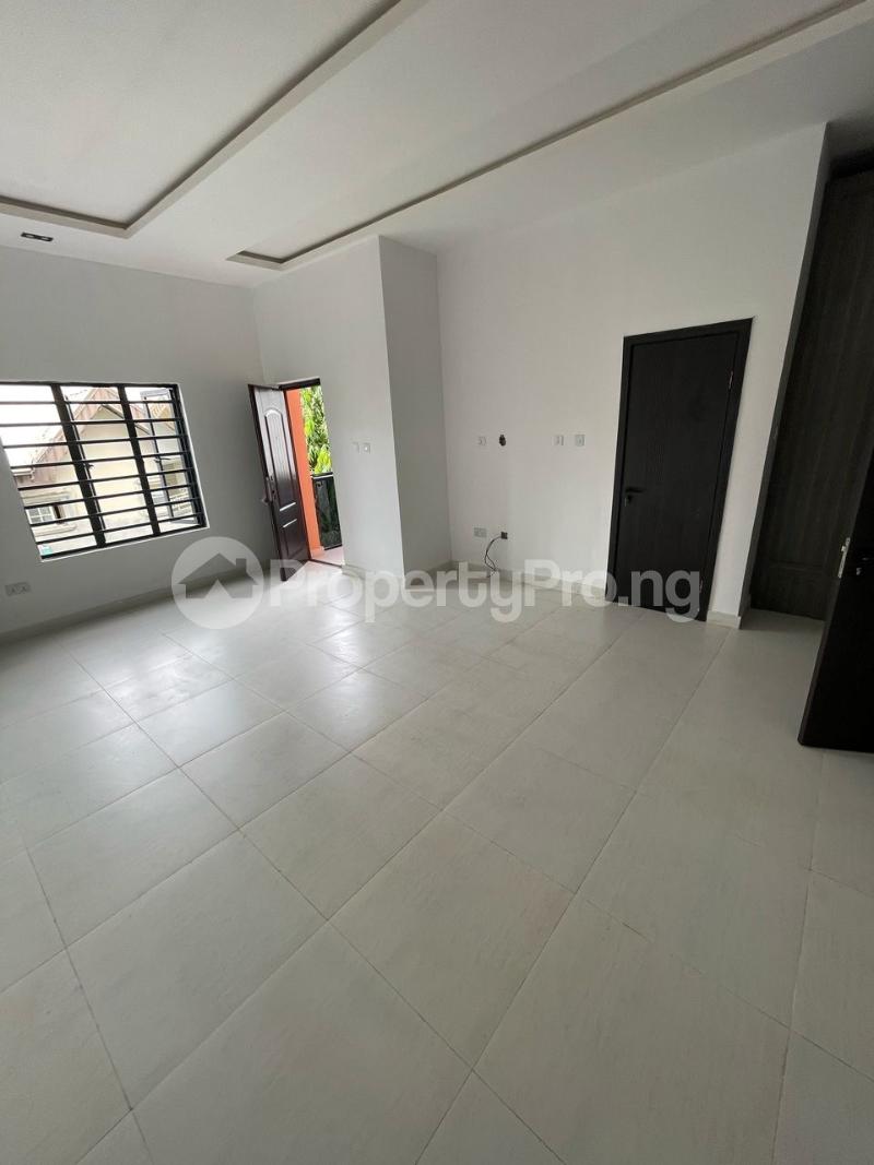 4 bedroom House for sale Ologolo Lekki Lagos