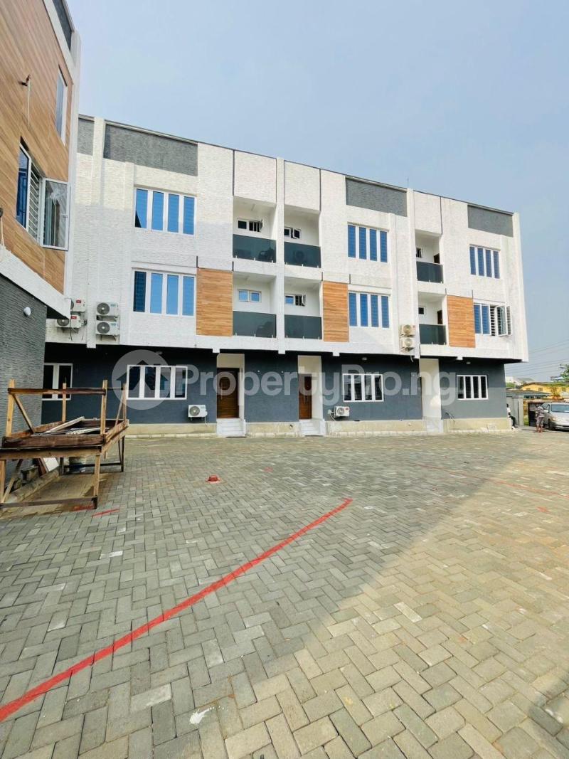 4 bedroom House for sale Adeniyi Jones Ikeja Lagos