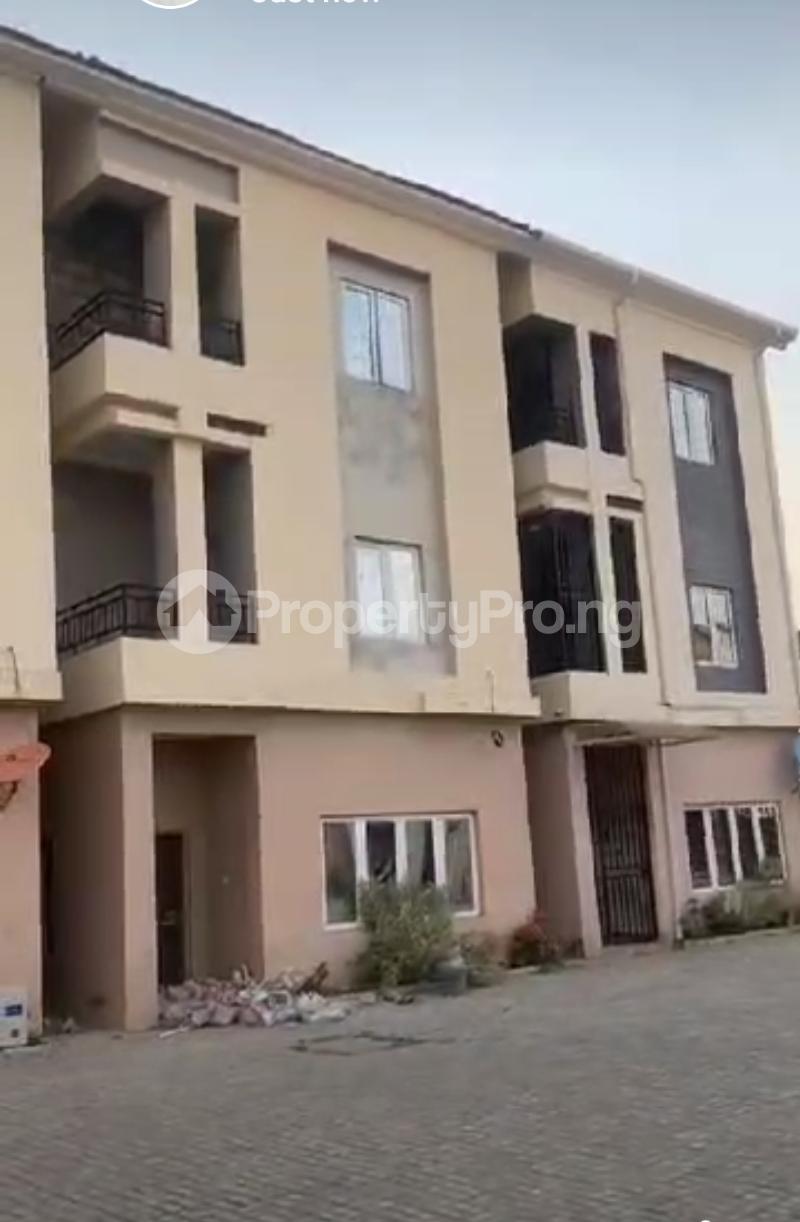 5 bedroom House for sale Guzape Abuja