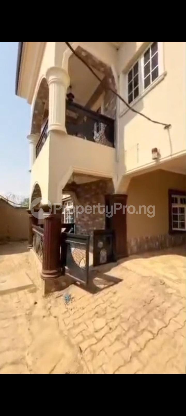 House for sale Located At Barnawa Phase2 Kaduna South Kaduna