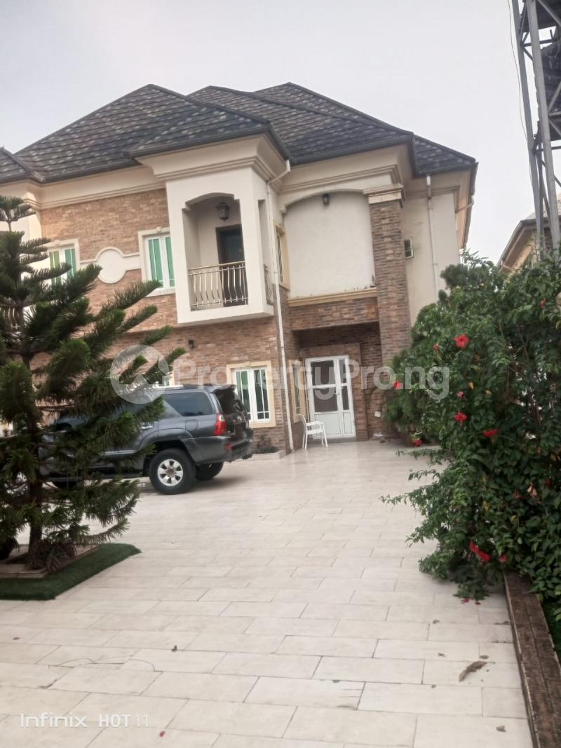 5 bedroom House for sale Hossana Estate Community road Okota Lagos