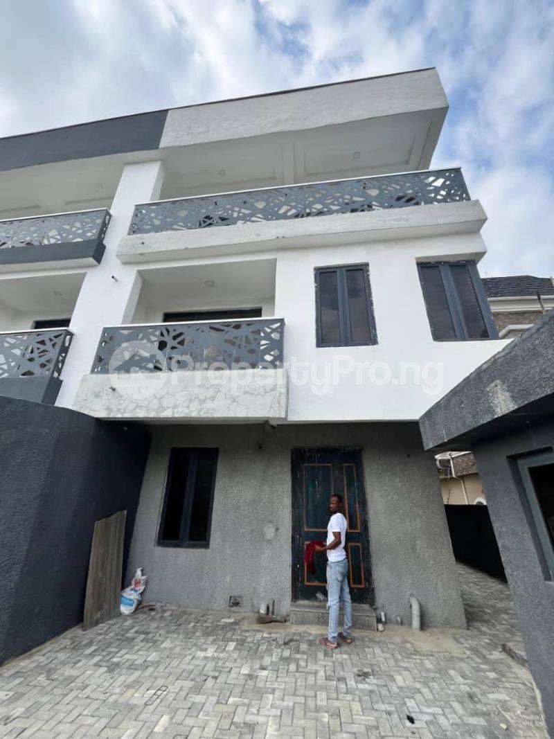 5 bedroom House for rent Atlantic View Estate New Road Alpha Beach Road Lekki Lagos