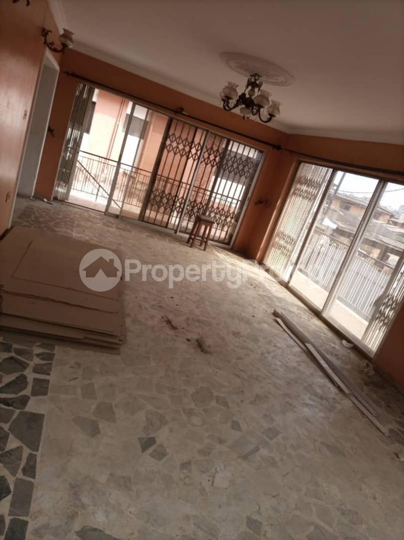 5 bedroom Commercial Property for rent Akiode Berger Ojodu Lagos - 12