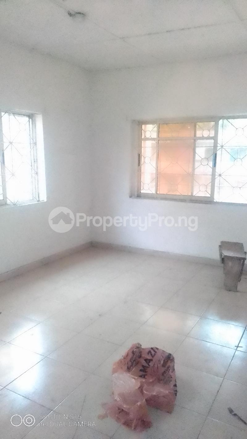 1 bedroom House for rent Akoka Yaba Lagos