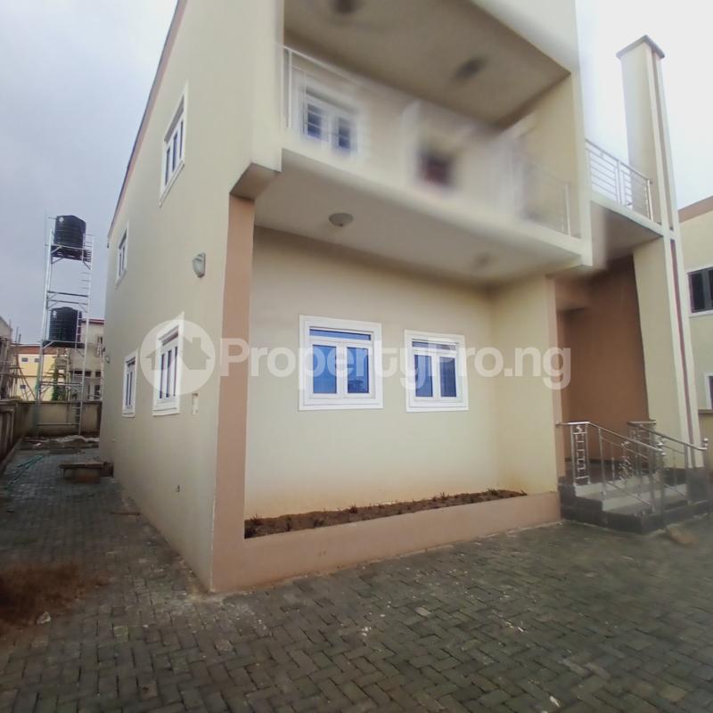 3 bedroom House for rent Polo Club Jericho Ibadan Oyo