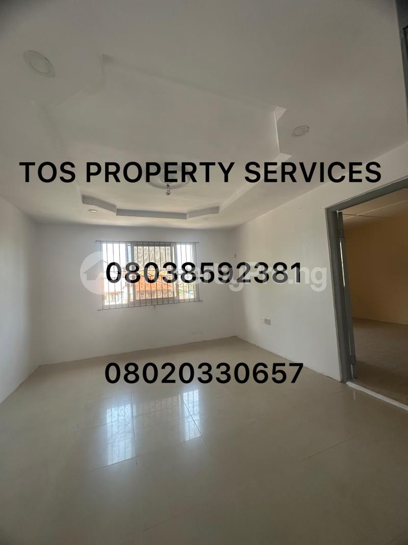 3 bedroom Flat / Apartment for rent Yaba, Lagos. Yaba Lagos