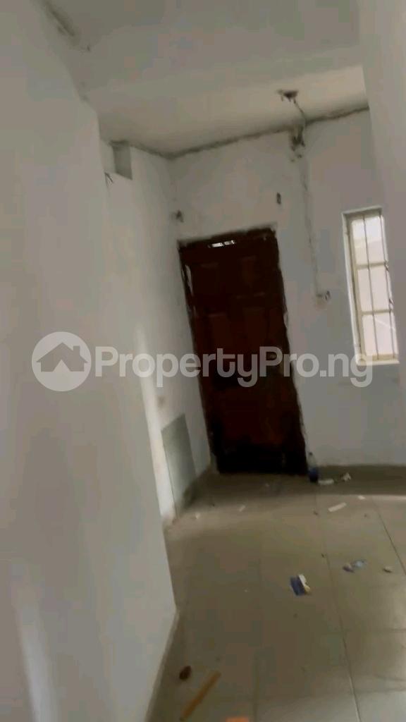 1 bedroom Flat / Apartment for rent Obanikoro Shomolu Lagos
