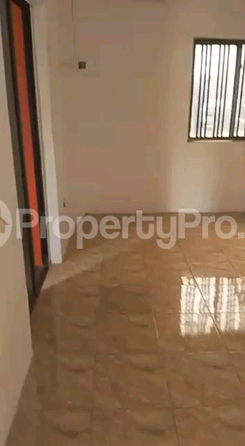 1 bedroom Flat / Apartment for rent Fola Agoro Yaba Lagos