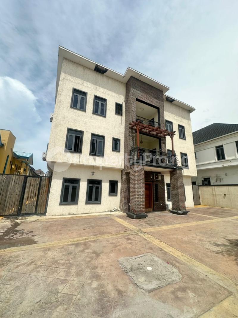3 bedroom Flat / Apartment for rent Osapa london Lekki Lagos