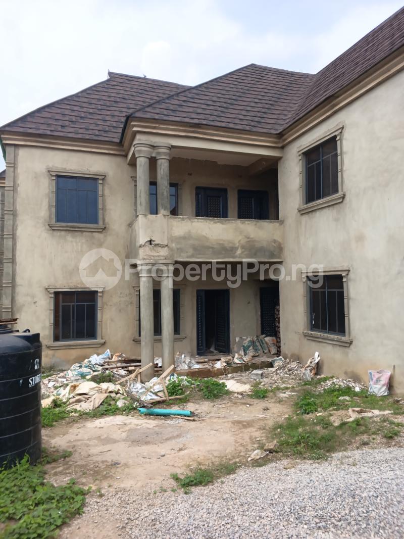 2 bedroom House for sale Ashipa Estate A Minute Drive To Akala Express Ibadan Oyo