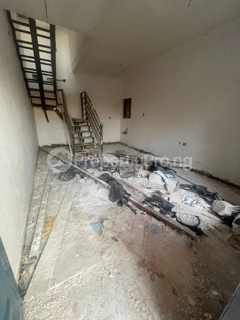 1 bedroom Flat / Apartment for rent Sholuyi Soluyi Gbagada Lagos