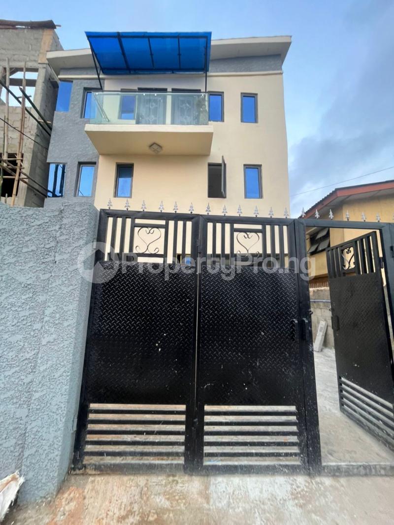 1 bedroom Flat / Apartment for rent Oyadiran Extension Sabo Yaba Lagos